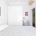 Daire Aparteasy - Modernist Flat In Eixample Center *
