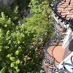Aparteasy - Modernist Flat In Eixample Center *