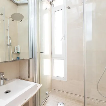 Aparteasy - Modernist Flat In Eixample Center *