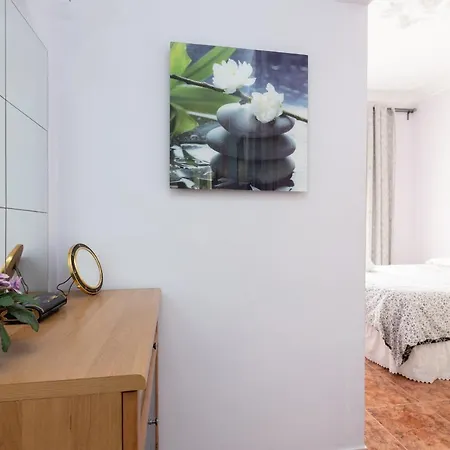 Aparteasy - Modernist Flat In Eixample Center Barcelona