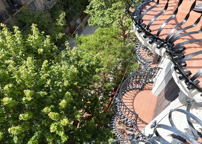 Aparteasy - Modernist Flat In Eixample Center *